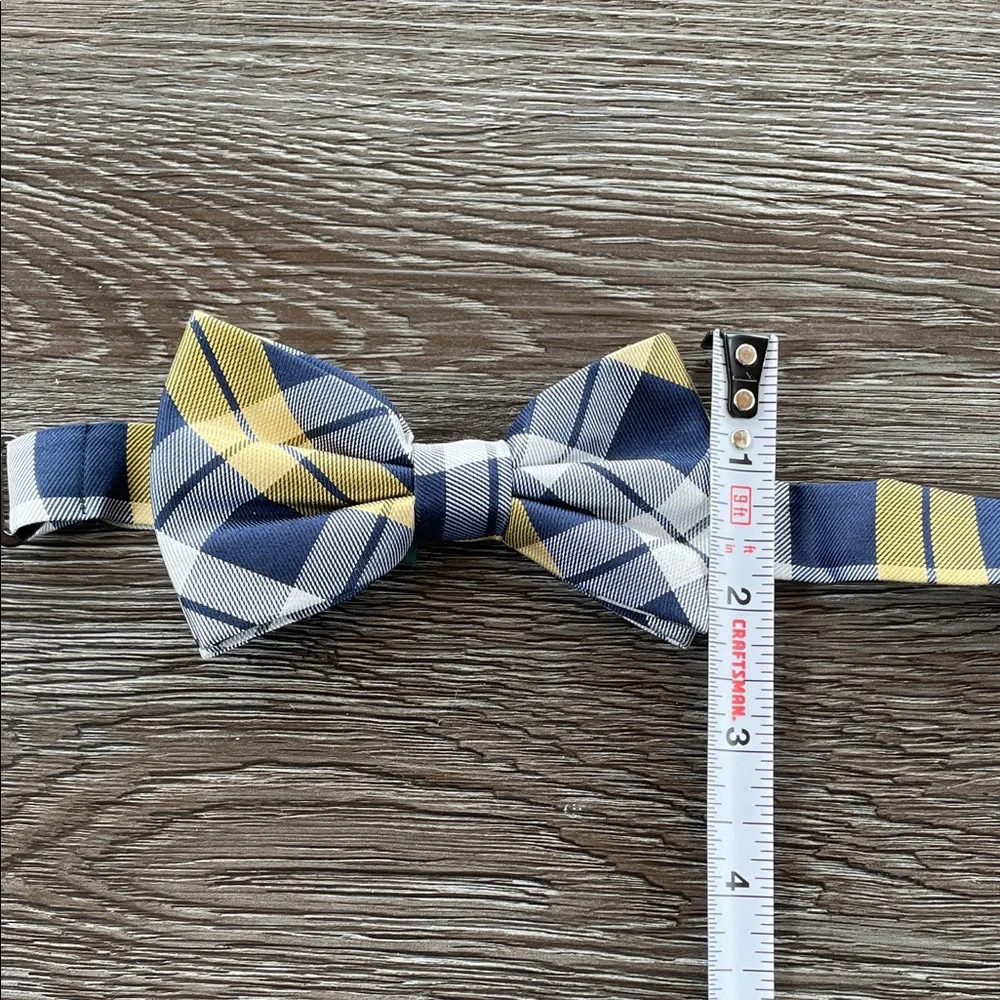 Lauren Ralph Lauren Big Boy Bow Tie Classic Yellow and Blue Plaid